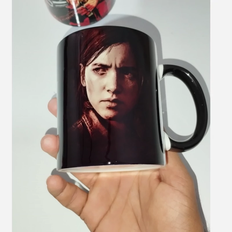 ماگ گیمینگ دسته و داخل مشکی دلست the last of us