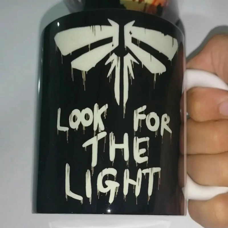 ماگ گیمینگ دلست اف اس  the last of us ( الی  . جوئل  ) پلی استیشن  . ایکس باکس