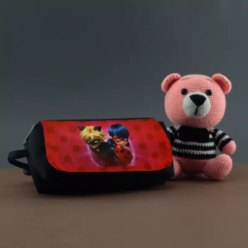 جامدادی طرح انیمیشن دختر کفشدوزکی ladybug